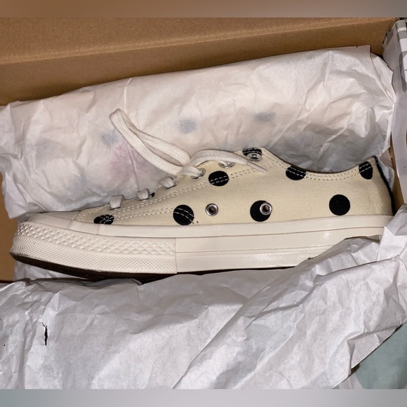 Comme des Garçons PLAY Converse Sneakers - Picture 3 of 10